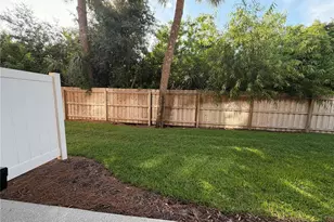 10273 Villa Palazzo Ct, Tampa, FL 33615 - Photo 40