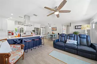 5548 Cedar St NE, Saint Petersburg, FL 33703 - Photo 10
