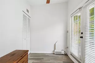 2434 W Prospect Rd, Tampa, FL 33629 - Photo 44