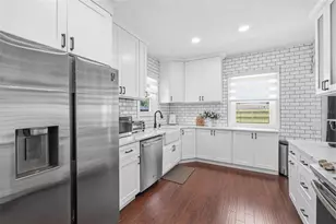 2237 14th Ave N, Saint Petersburg, FL 33713 - Photo 12