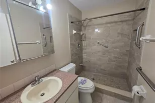 7941 58th Ave N, Saint Petersburg, FL 33709 - Photo 26