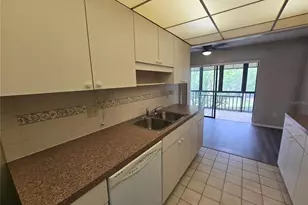 7941 58th Ave N, Saint Petersburg, FL 33709 - Photo 10