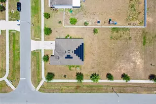 903 Shimmering Oaks Ln, Seffner, FL 33584 - Photo 36