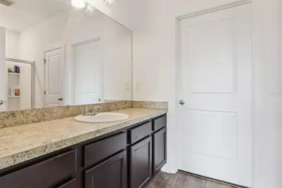 903 Shimmering Oaks Lane, Seffner, FL 33584 - Photo 30