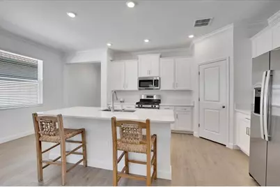 17410 Holly Well Avenue, Wimauma, FL 33598 - Photo 8