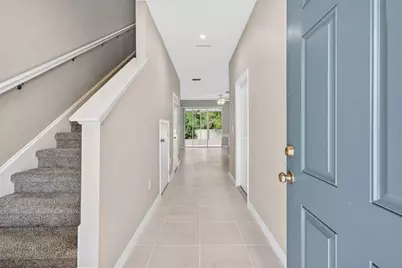 6425 Fairmont Lane, Palmetto, FL 34221 - Photo 8