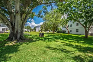 300 Clyde Ln, Dunedin, FL 34698 - Photo 22