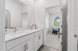 18542 Serene Lake Loop, Lutz, FL 33548 - Photo 14