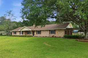 13525 301 Hwy N, Thonotosassa, FL 33592 - Photo 1