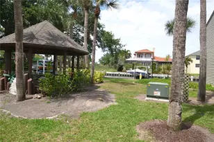 329 Moorings Cove Dr, Tarpon Springs, FL 34689 - Photo 42