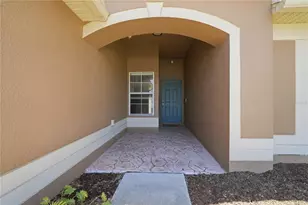 698 Winthrop Dr, Spring Hill, FL 34609 - Photo 4