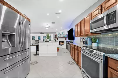 201 Lagoon Drive, Palm Harbor, FL 34683 - Photo 24