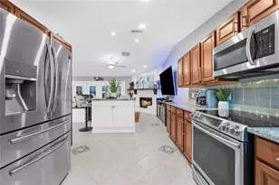 201 Lagoon Dr, Palm Harbor, FL 34683 - Photo 24