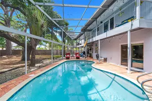 201 Lagoon Dr, Palm Harbor, FL 34683 - Photo 58