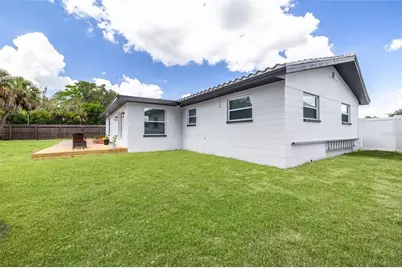 5576 Williamsdale Court, Seminole, FL 33772 - Photo 16