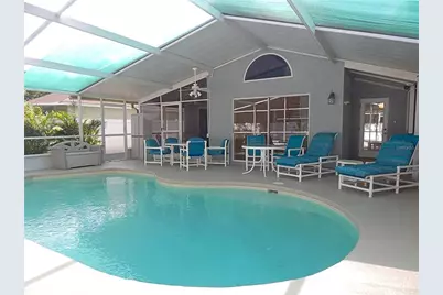 5869 Meadowpark Place, Lithia, FL 33547 - Photo 2