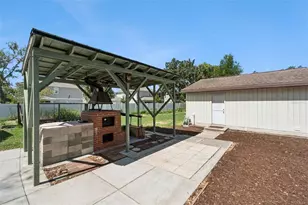 21128 Niles Ave, Mount Dora, FL 32757 - Photo 30
