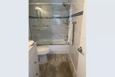 5724 La Puerta Del Sol Boulevard #248, Saint Petersburg, FL 33715 - Photo 18
