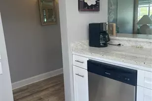 5724 La Puerta Del Sol Blvd, Saint Petersburg, FL 33715 - Photo 6
