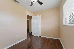 3235 Emerson Ave S, Saint Petersburg, FL 33712 - Photo 12