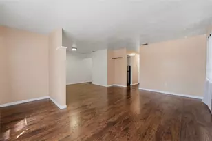 3235 Emerson Ave S, Saint Petersburg, FL 33712 - Photo 4