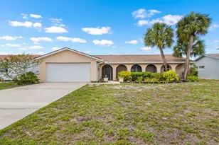 736 Flamingo Dr, Apollo Beach, FL 33572 - Photo 4