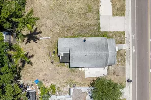 2001 15th Ave S, Saint Petersburg, FL 33712 - Photo 2