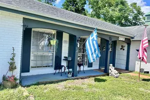 12215 Meadowbrook Ln, Hudson, FL 34667 - Photo 2