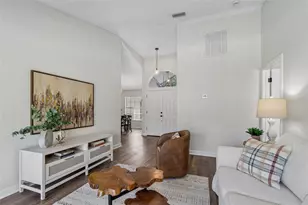 1977 Brookstone Way, Clearwater, FL 33760 - Photo 4