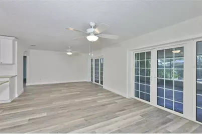 8410 Lava Place, Tampa, FL 33615 - Photo 16