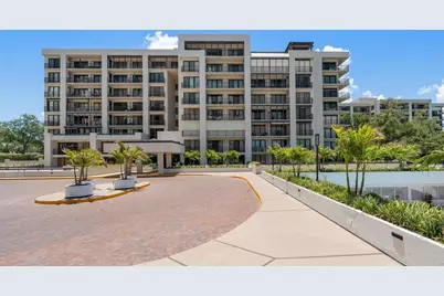 6 Belleview Boulevard #105, Belleair, FL 33756 - Photo 2