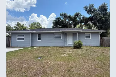 5812 17th Street, Zephyrhills, FL 33542 - Photo 2