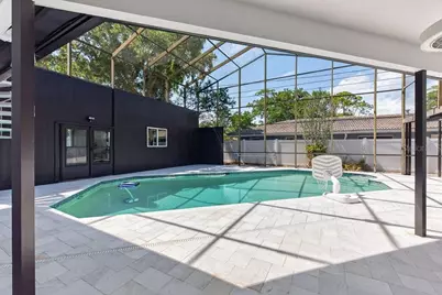 1461 87th Avenue N, Saint Petersburg, FL 33702 - Photo 2