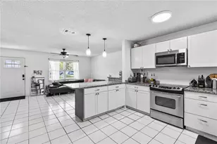 39443 8th Ave, Zephyrhills, FL 33542 - Photo 12