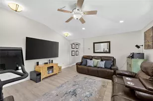 18947 Duquesne Dr, Tampa, FL 33647 - Photo 38