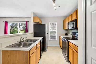 4656 Ashburn Square Drive, Tampa, FL 33610 - Photo 12