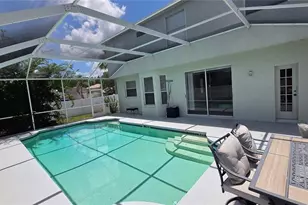 10422 Glen Willow Ln, Tampa, FL 33647 - Photo 4