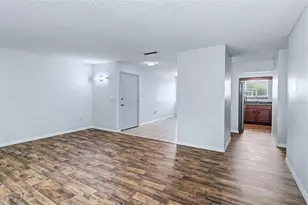 13300 Walsingham Rd, Largo, FL 33774 - Photo 10