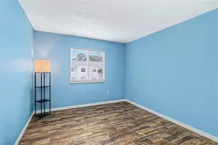 13300 Walsingham Rd, Largo, FL 33774 - Photo 32