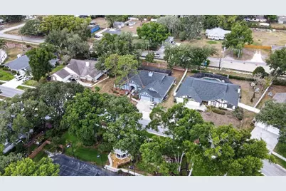 144 Barrington Drive, Brandon, FL 33511 - Photo 2