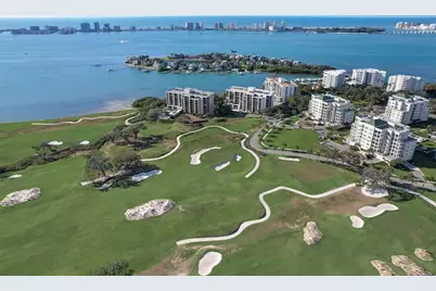 6 Belleview Boulevard #101, Belleair, FL 33756 - Photo 1