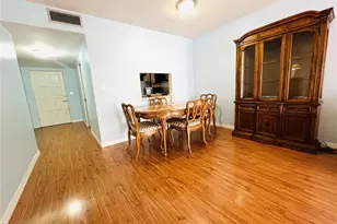 8651 10th St N, Saint Petersburg, FL 33702 - Photo 10
