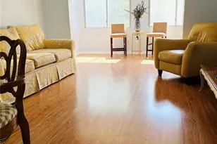 8651 10th St N, Saint Petersburg, FL 33702 - Photo 10