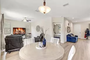 7314 Madrid Rd, Weeki Wachee, FL 34613 - Photo 10