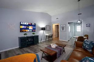 1812 Poinsettia Ave, Tarpon Springs, FL 34689 - Photo 22