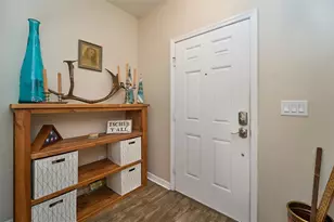 2802 Winglewood Cir, Lutz, FL 33558 - Photo 4