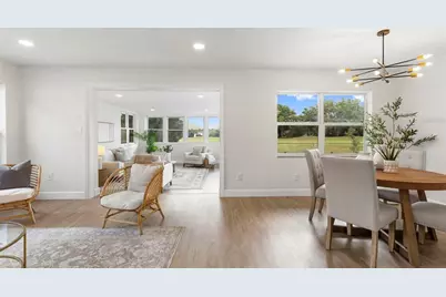 10221 N Fleetwood Drive, Tampa, FL 33612 - Photo 4