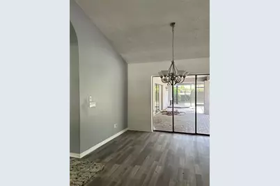 5106 Stonehurst Road, Tampa, FL 33647 - Photo 14