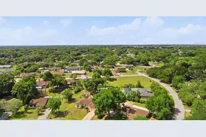 1011 Winifred Way, Lakeland, FL 33809 - Photo 34