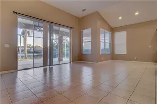 10215 Evergreen Hill Dr, Tampa, FL 33647 - Photo 10